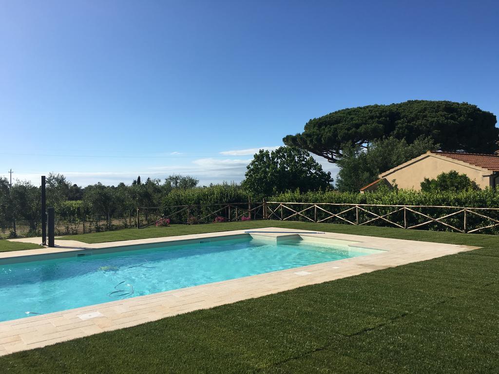 Agriturismo Quattro Pini 卡斯塔涅托卡尔杜奇 外观 照片